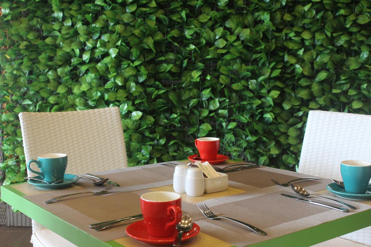 Uniq Hotel Jogyakarta Zewnętrze zdjęcie