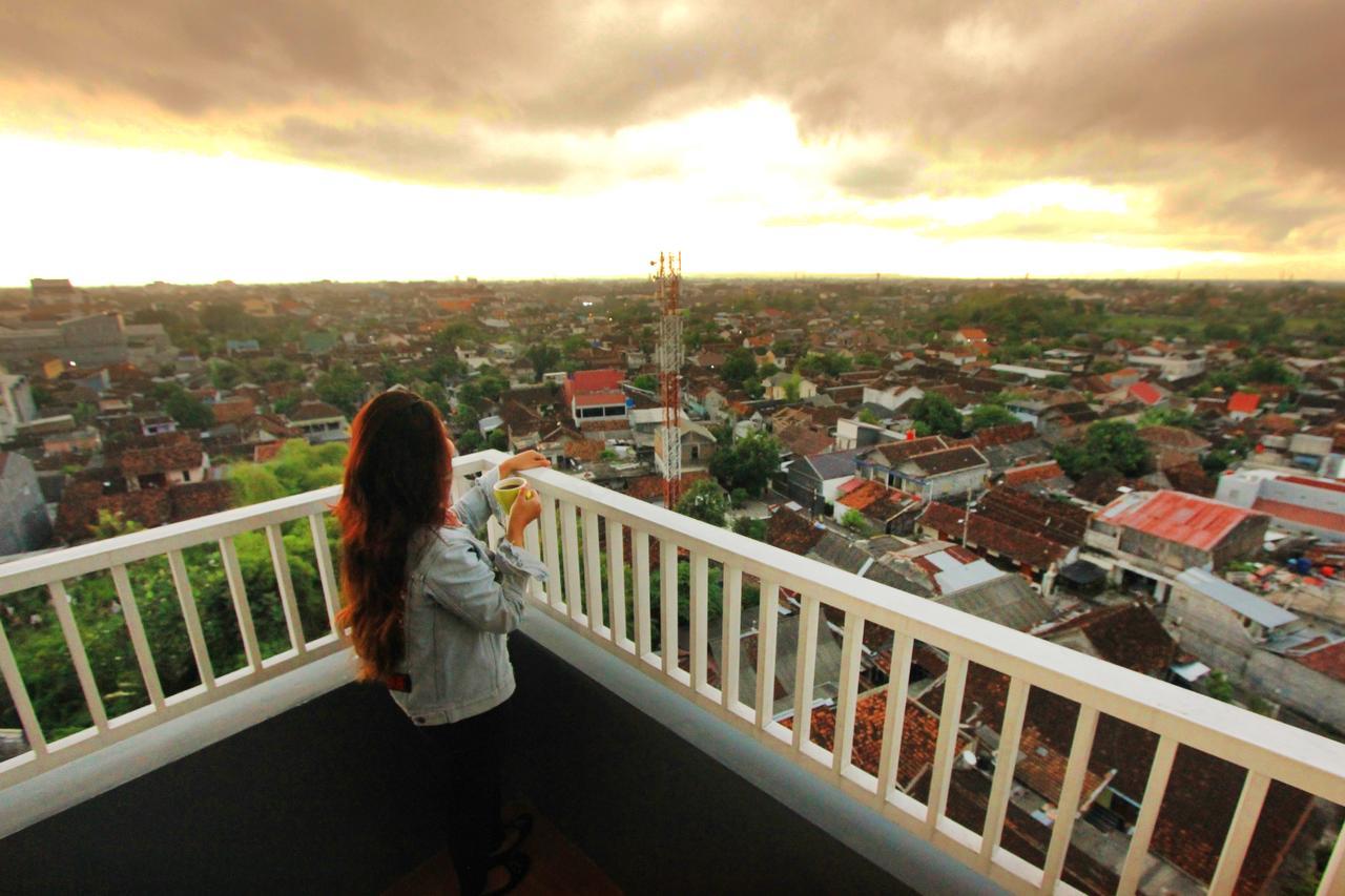 Uniq Hotel Jogyakarta Zewnętrze zdjęcie
